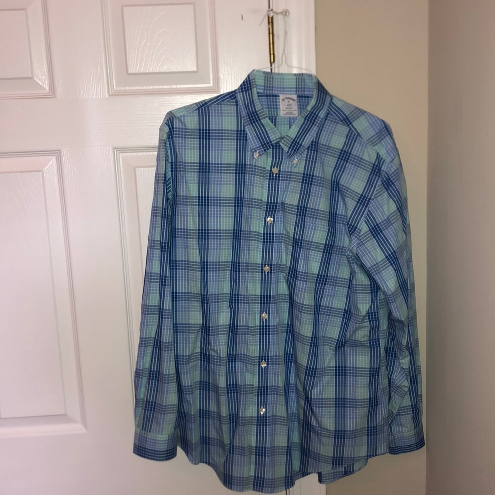 Brooks Brothers 1818 Regent Button Up